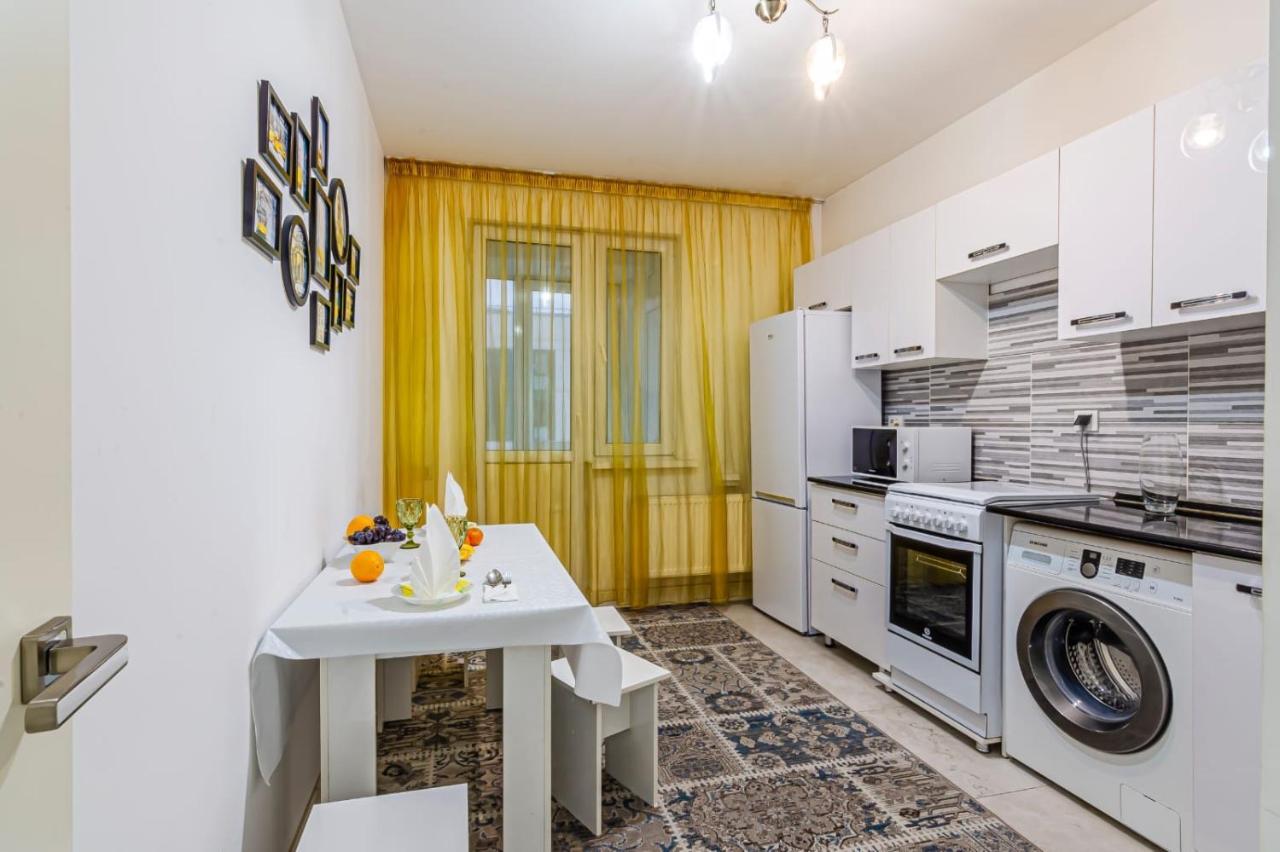 Апартаменты Однушка в ЖК Абая 130/2 2019 г.п. Алматы Экстерьер фото